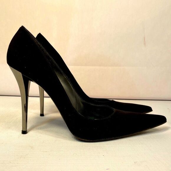 Elegant Black Stiletto Heels by Stuart Weitzman Size 8 EVC - Picture 5 of 8